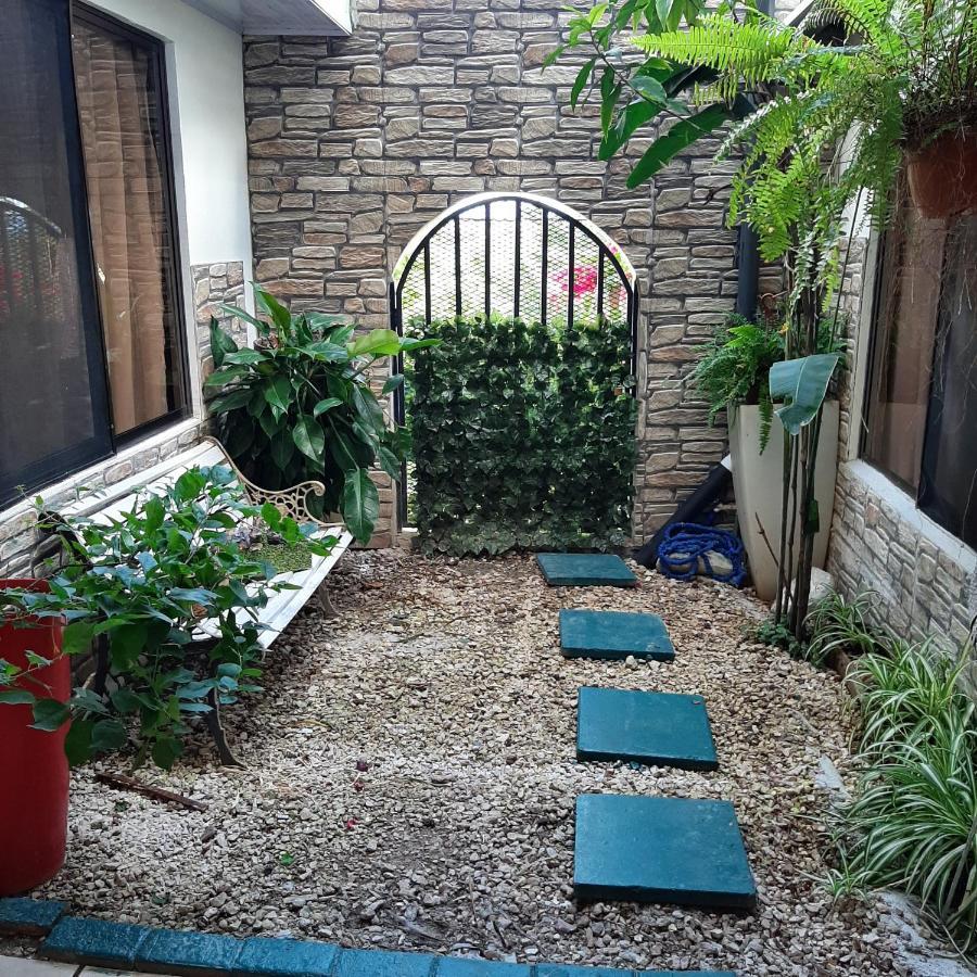 Rancha Azul Inn Alajuela Kültér fotó