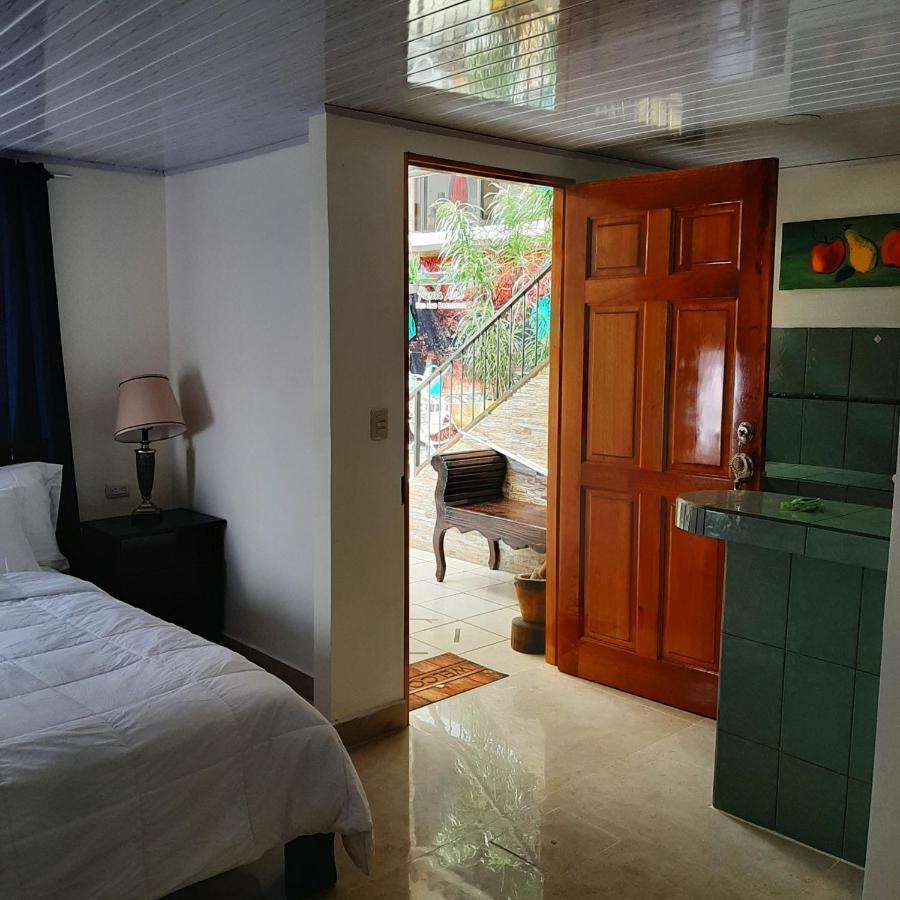 Rancha Azul Inn Alajuela Kültér fotó
