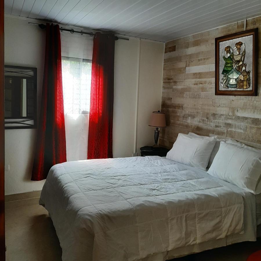 Rancha Azul Inn Alajuela Kültér fotó