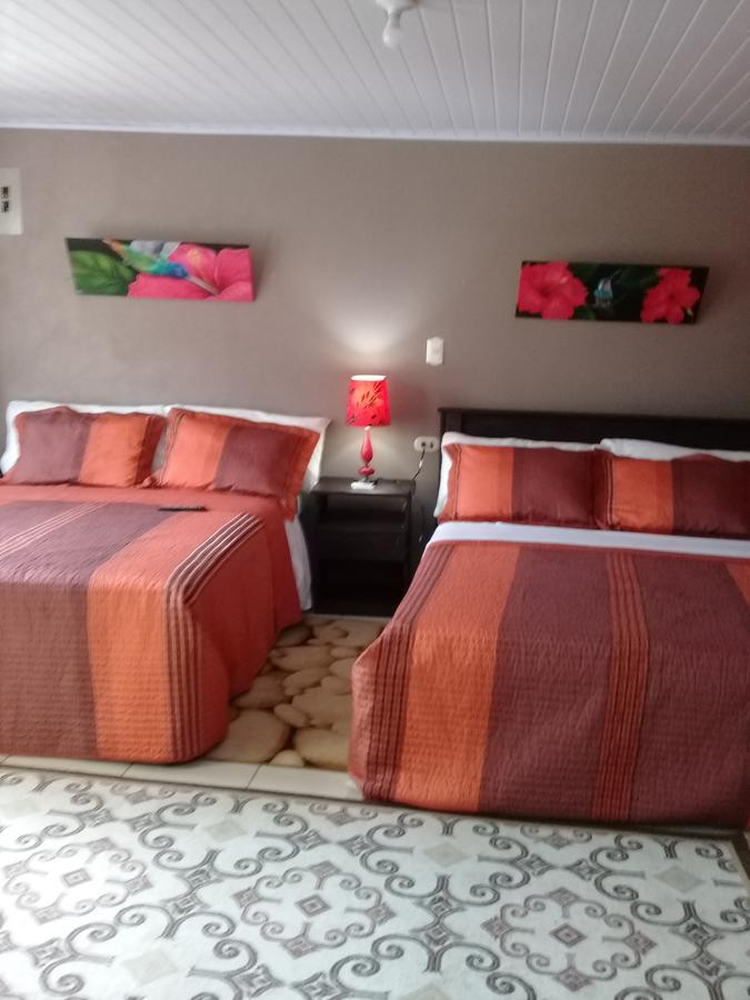 Rancha Azul Inn Alajuela Kültér fotó
